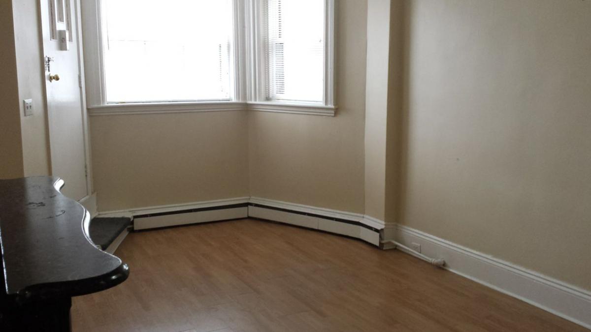 uptown apartment 公寓出租